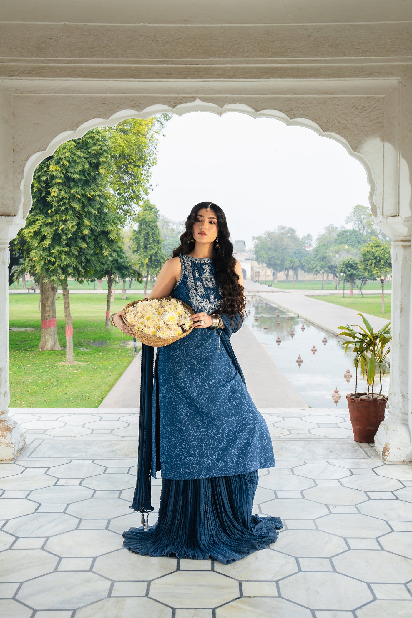 NEELA DARWAZA