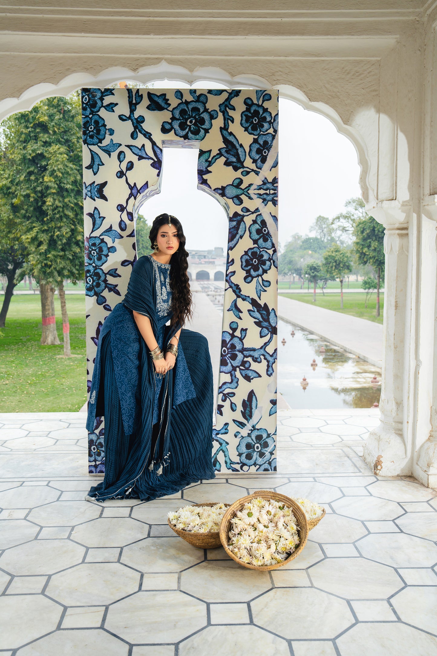 NEELA DARWAZA